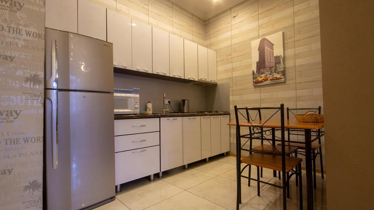Home Apartments Тбилиси Екстериор снимка