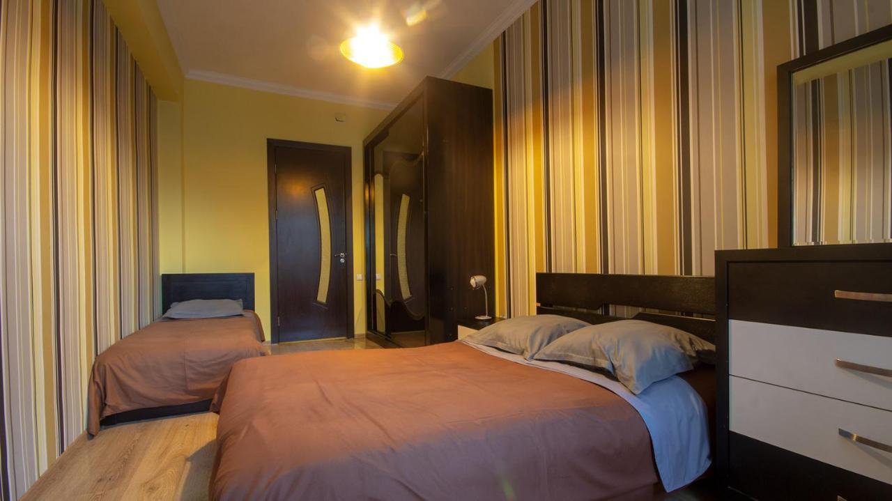 Home Apartments Тбилиси Екстериор снимка