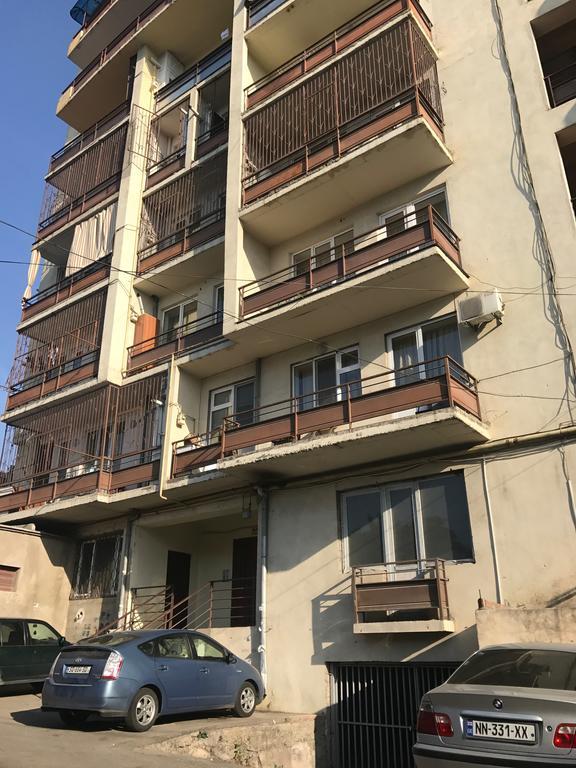 Home Apartments Тбилиси Екстериор снимка